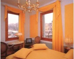 Hotel Arlecchino Veneza  5